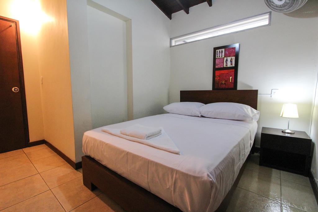 Poblado Park Guest House Medellín Exterior foto